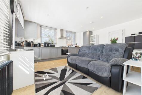 Living Room/Kitchen