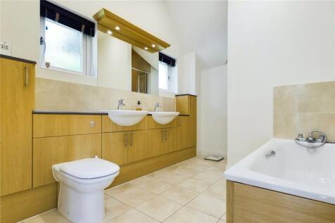 Master En-Suite