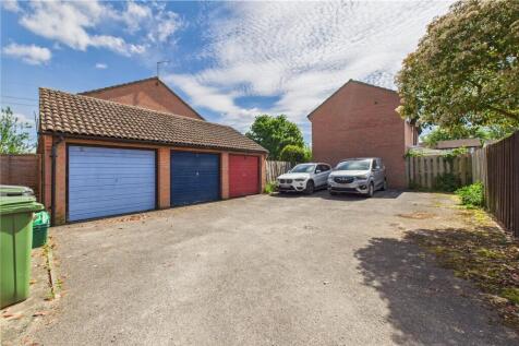 Garage/Parking