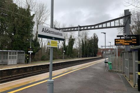 Aldermaston Station