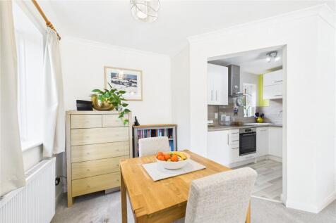 Dining/Kitchen