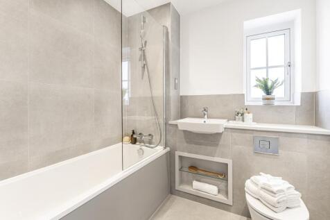 The Dell Millside Grange - Bathroom - May