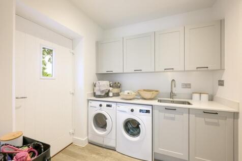 Millside Grange, utility