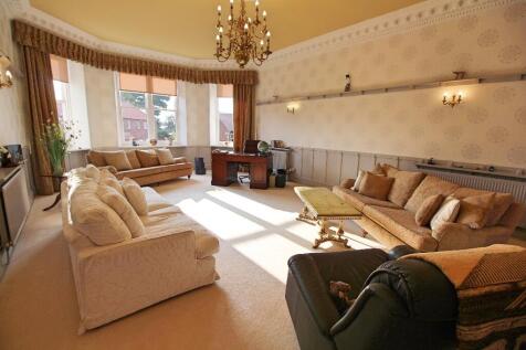 Bedroom/Lounge