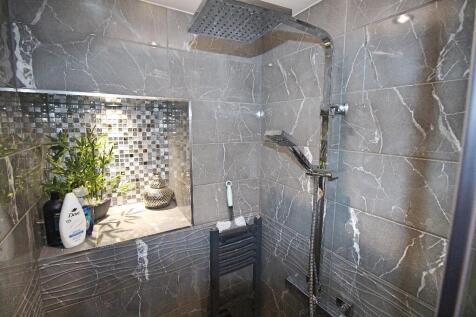 Shower Closet