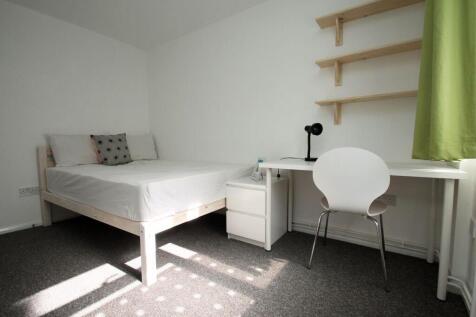 upload_12vr_bedroom_2_443_original_61645ce0b522b.j