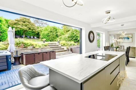 149 Hillside Road Bramcote NG9 3BJ