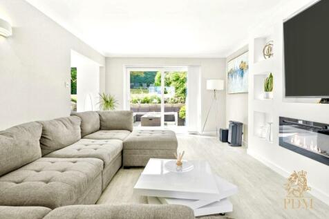 149 Hillside Road Bramcote NG9 3BJ
