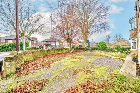 24192-03 38 Russell Drive_005.jpg