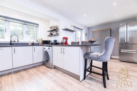 6 Byron Close Colwick Nottingham NG2 4BL