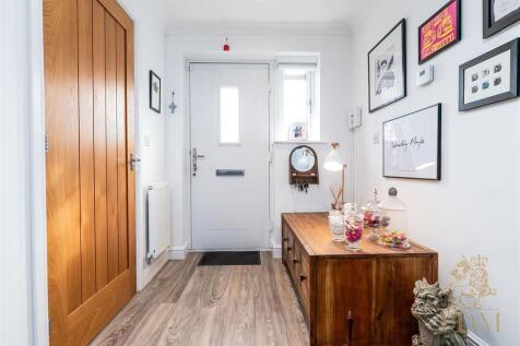 6 Byron Close Colwick Nottingham NG2 4BL
