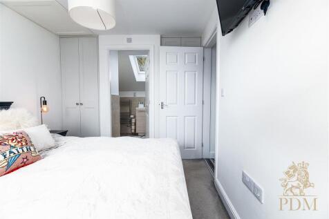 6 Byron Close Colwick Nottingham NG2 4BL