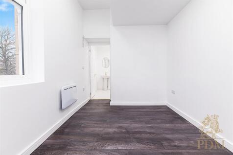 Bank Apartments Peveril St Nottingham NG7 4AH