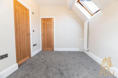 Apartment 3, 6 Mapperley Park Drive NG3 5BX