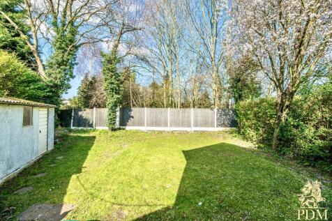 5 Balmoral Crescent Nottingham NG8 2DQ