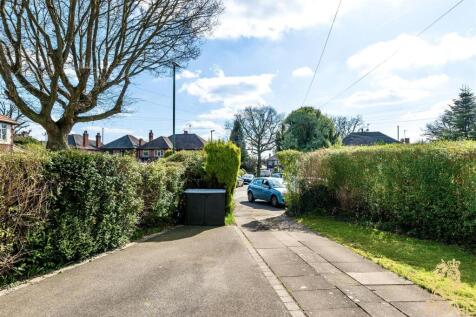 5 Balmoral Crescent Nottingham NG8 2DQ