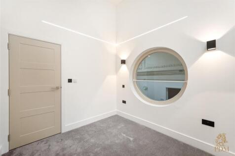 Apt 7 33 Long Row Nottingham NG1 2DR