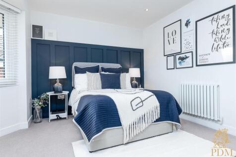 33 Thoresby Road Bramcote NG9 3EN
