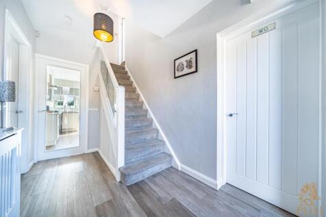 25044-01 Bankfield Drive_003.jpg