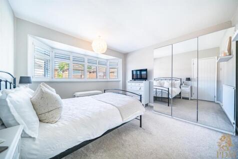 25044-01 Bankfield Drive_025.jpg