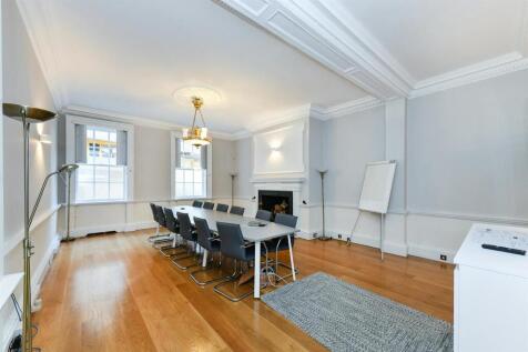 98a46b2faa25ab6654b553d0f70c5273-st-james-street-4