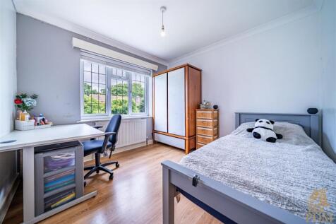 25044-04 186 Harrow Road_016.jpg