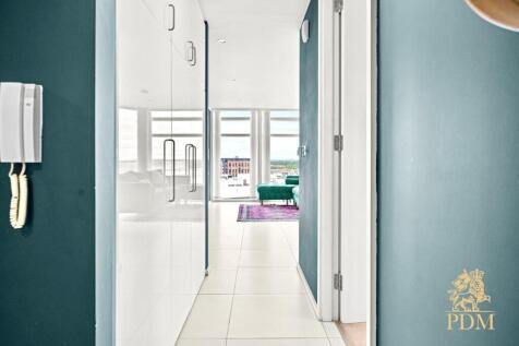 Apt T903 Nottingham One 156 Canal Street Nottingha
