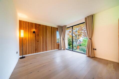 8 Fern Close, Bramcote, Nottingham, NG9 3DF