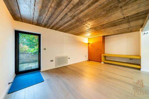 8 Fern Close, Bramcote, Nottingham, NG9 3DF