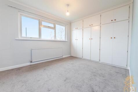 93 Latimer Drive, Bramcote (17 of 23).jpg