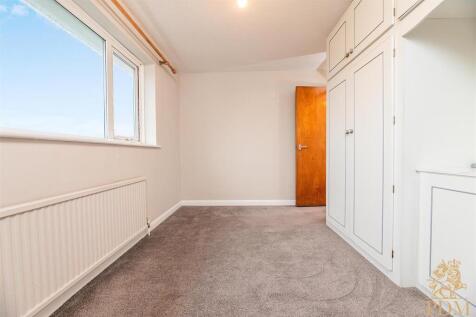 93 Latimer Drive, Bramcote (18 of 23).jpg