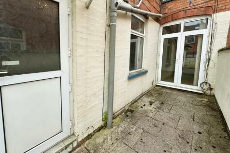 Rear courtyard