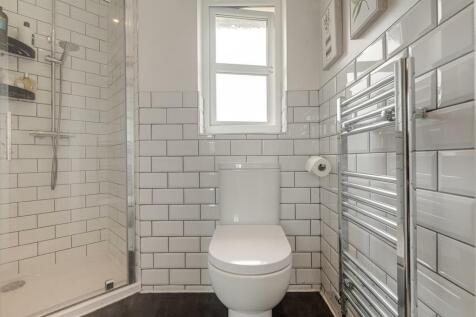 Ensuite shower room