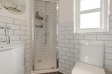 Ensuite shower room