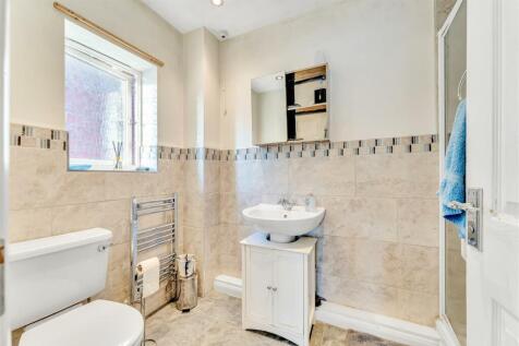 Ensuite shower room