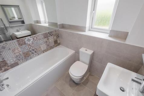 BATH 1.jpg