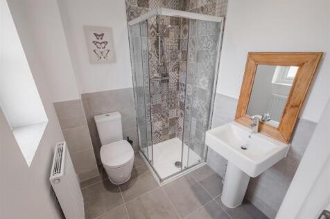 ENSUITE.jpg