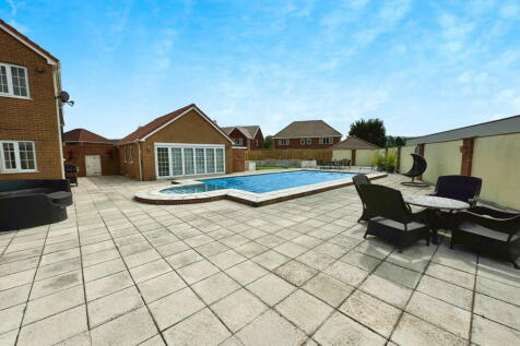 Property Image 32