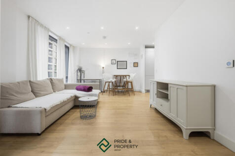 Tellicherry Court, Aberfeldy Village, E14