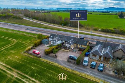 3 West Inchmichael Farm Cottage by Rait PH2 7RS 09