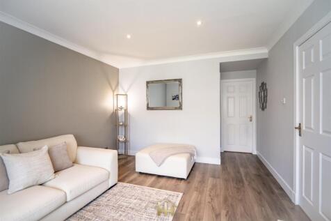 6 Kettins Terrace DD3 9RJ 230425 EDIT (40 of 62).j