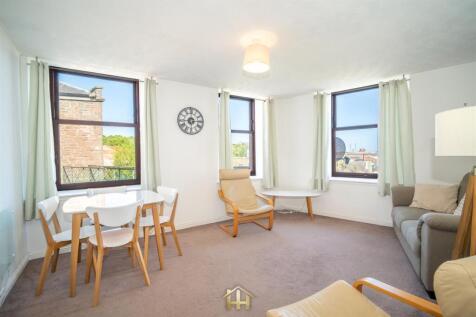 5 PLEASANCE CT DD15BB 150525 EDIT (11 of 39).jpg