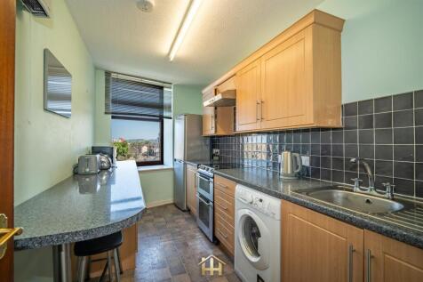 5 PLEASANCE CT DD15BB 150525 EDIT (20 of 39).jpg
