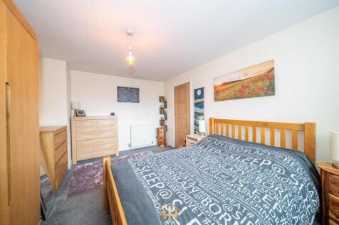 4 CASTLE CRESCENT FRIOCKHELM DD11 4TF EDIT (9 of 4