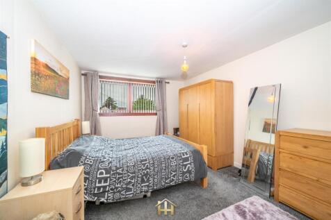 4 CASTLE CRESCENT FRIOCKHELM DD11 4TF EDIT (9 of 4