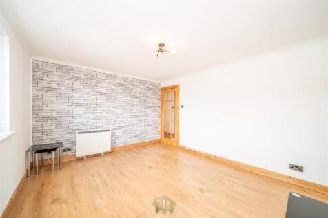 A-1 32 Gardner Street DD3 6DR 180725 EDIT (17 of 3