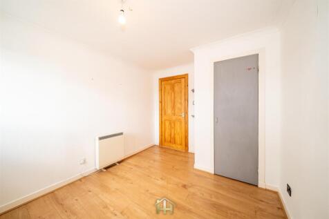 A-1 32 Gardner Street DD3 6DR 180725 EDIT (15 of 3