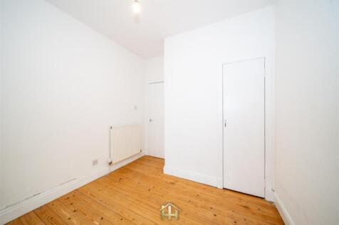 164 LOCHEE ROAD 310724 EDIT (10 of 36).jpg