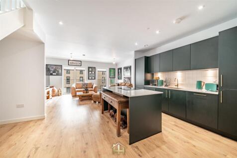 11 south Carron Wynd EH6 7FW EDIT (33 of 51).jpg