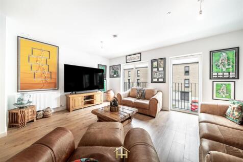 11 south Carron Wynd EH6 7FW EDIT (38 of 51).jpg